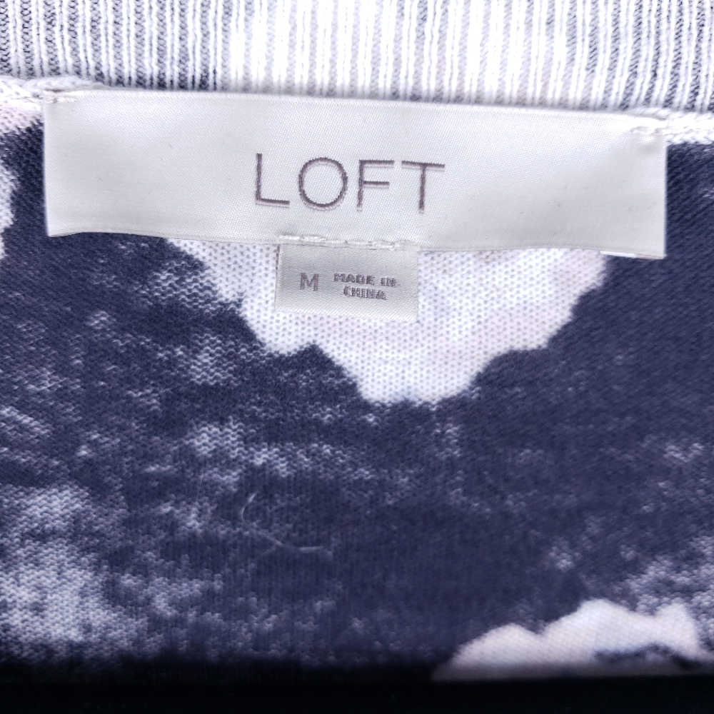 LOFT Women’s 100% Cotton Floral Button Front Sweater – Gray & Blush Pink – Size - Picture 3 of 10